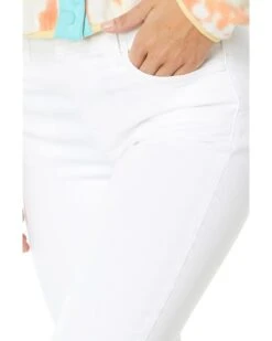 KUT from the Kloth Amy Crop Straight Leg-Roll-Up Fray in Optic White | Jeans -Wear Style Shop 61aoTo9V43L. AC SR736920